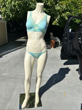 Clo Intima Matching Verde Aqua Soft Bra + Thong Set
